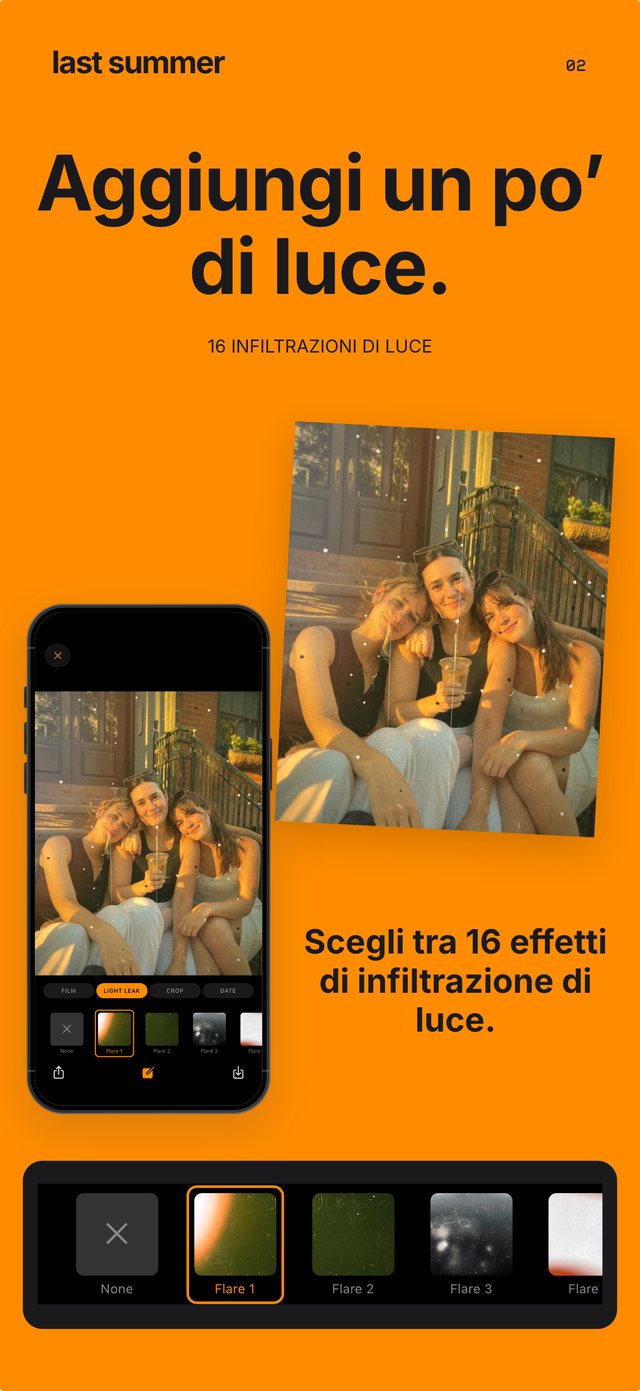 Tre amici sugli scalini all'ora d'oro con un'infiltrazione di luce, e il selettore delle infiltrazioni di luce in Last Summer